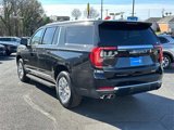 Used 2025 GMC Yukon XL Denali w/ Advanced Technology Package image 3