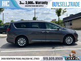 Used 2018 Chrysler Pacifica Touring-L image 6