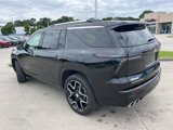 New 2025 Chevrolet Traverse High Country w/ LPO, Floor Liner Package image 4