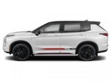 Used 2024 Mitsubishi Outlander SE image 3