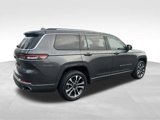 Used 2023 Jeep Grand Cherokee L Overland w/ Luxury Tech Group IV image 5