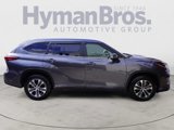 Used 2023 Toyota Highlander XLE image 4