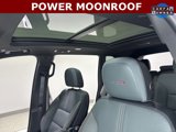 Used 2024 GMC Acadia AT4 image 3