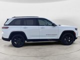 Certified 2023 Jeep Grand Cherokee Limited w/ Black Appearance Package image 6