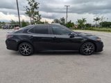 Used 2024 Toyota Camry SE image 4