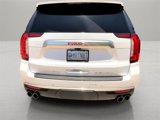Used 2023 GMC Yukon Denali w/ Denali Reserve Package image 5
