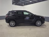 Used 2024 Jeep Compass Latitude image 2