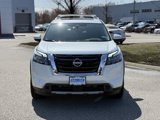 New 2025 Nissan Pathfinder Platinum image 2