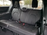 New 2025 Chrysler Pacifica Select image 5