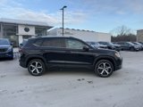 New 2025 Volkswagen Taos SEL image 2