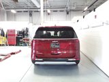 Used 2024 Kia Carnival LX image 4