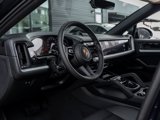 Used 2025 Porsche Cayenne Coupe image 4