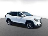 Used 2024 GMC Terrain SLT image 2