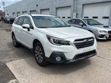 Used 2018 Subaru Outback 2.5i Touring image 2