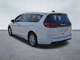 New 2025 Chrysler Pacifica Select image 3