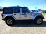 Used 2018 Jeep Wrangler Unlimited Sahara image 6