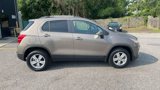Used 2021 Chevrolet Trax LT w/ Premium Seat Package image 4