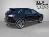 Used 2023 Lincoln Nautilus Reserve w/ Equipment Group 202A image 5