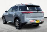 New 2025 Nissan Pathfinder Platinum image 3