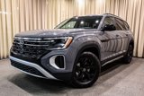 New 2025 Volkswagen Atlas Peak Edition SE image 3