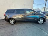 Used 2018 Kia Sedona LX image 4