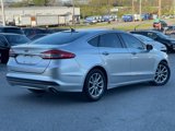 Used 2017 Ford Fusion SE w/ Fusion SE Technology Package image 2