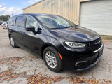 Used 2023 Chrysler Pacifica Touring-L image 5