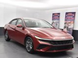 Used 2024 Hyundai Elantra SEL image 2