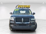 Used 2022 Lincoln Navigator Reserve image 2