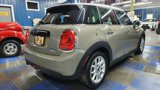 Used 2019 MINI Cooper 4-Door Hardtop image 3