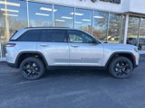 New 2025 Jeep Grand Cherokee Altitude image 5