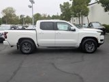 New 2025 Nissan Frontier SV image 4