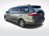 Used 2018 Toyota Sienna XLE image 3