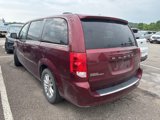 Used 2019 Dodge Grand Caravan SXT image 2