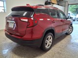 Used 2022 GMC Terrain SLE w/ Driver Convenience Package image 4