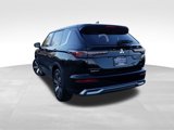 New 2025 Mitsubishi Outlander SE image 5
