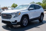 Used 2023 GMC Terrain SLT image 3