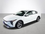 New 2025 Kia K4 LXS image 2