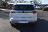 New 2025 Nissan Pathfinder SL w/ SL Premium Package image 6