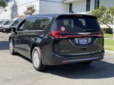 New 2026 Chrysler Pacifica Select image 4