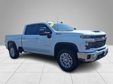 Used 2024 Chevrolet Silverado 2500 LT w/ Convenience Package image 3