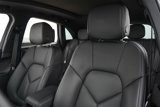 Certified 2025 Porsche Macan image 5