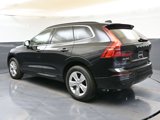 Certified 2022 Volvo XC60 B5 Momentum image 3