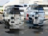Used 2015 GMC Yukon XL SLE image 4