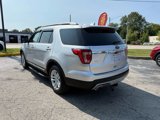 Used 2016 Ford Explorer XLT w/ Equipment Group 202A image 3