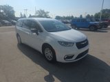 New 2026 Chrysler Pacifica Select image 3