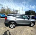 Used 2018 GMC Terrain SLE w/ Driver Convenience Package image 2