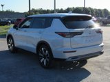New 2025 Mitsubishi Outlander SE image 5