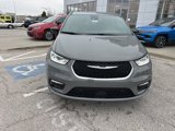 New 2025 Chrysler Pacifica Select image 5
