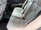 Used 2023 Toyota Camry SE image 5